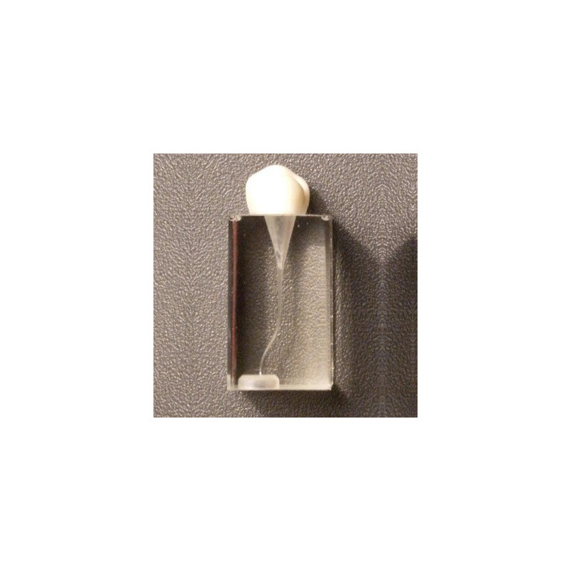 Transparent parallelepiped with double apex curvature