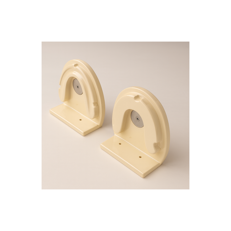 Magnetic Plates with Plastic Hinge Articulator